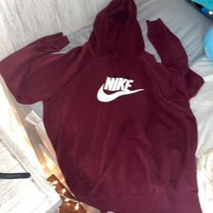Nike pullover